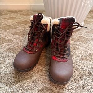 JBU Faux-Fur Lined Boots Brown with Red Plaid Accents-Size 9